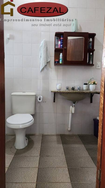 Casa, 4 quartos, 363 m² - Foto 35