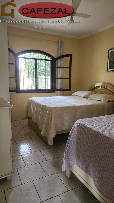 Casa, 4 quartos, 363 m² - Foto 37