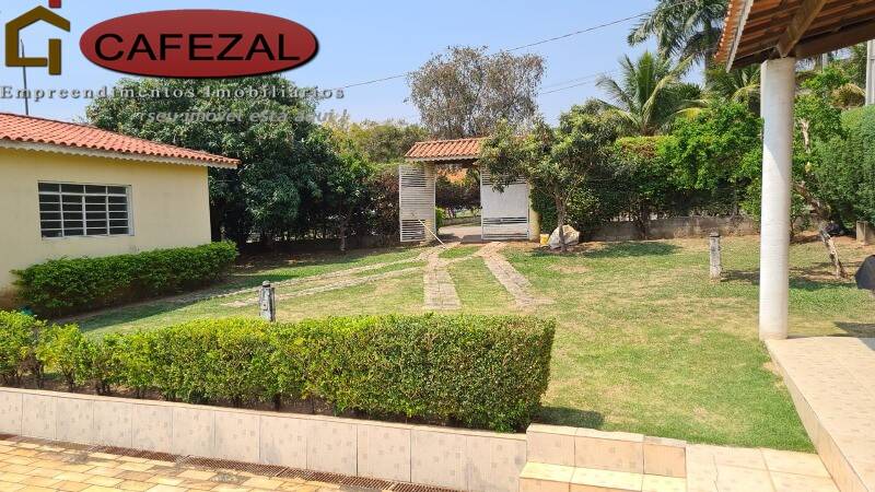 Casa, 4 quartos, 330 m² - Foto 2