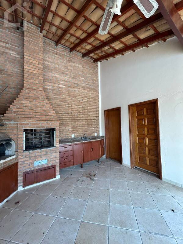 Casa, 4 quartos, 698 m² - Foto 31