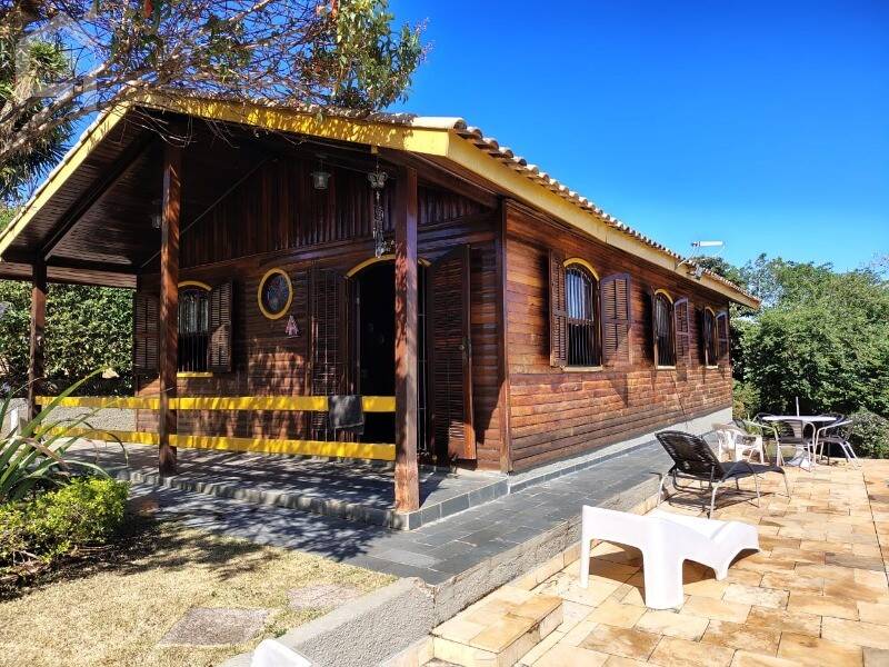 Casa, 3 quartos, 183 m² - Foto 1