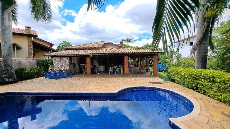 Casa, 3 quartos, 200 m² - Foto 1