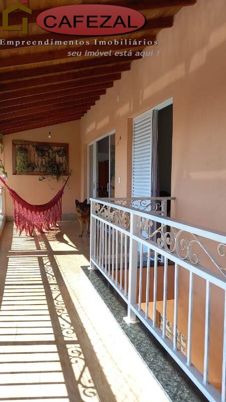 Casa, 3 quartos, 235 m² - Foto 31