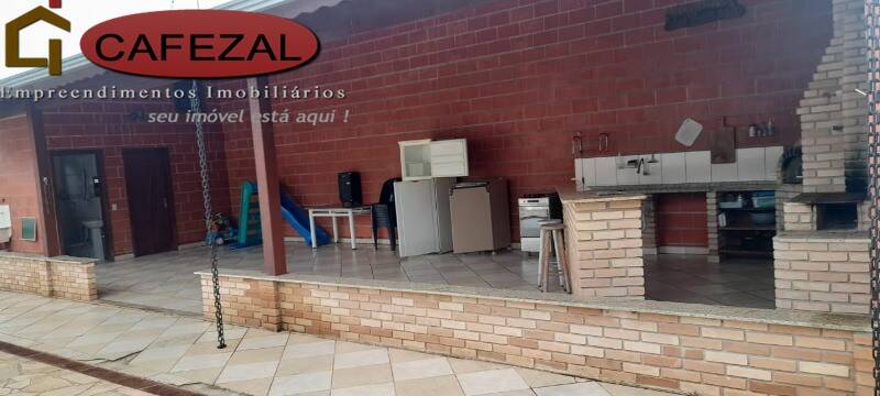 Casa, 3 quartos, 224 m² - Foto 2