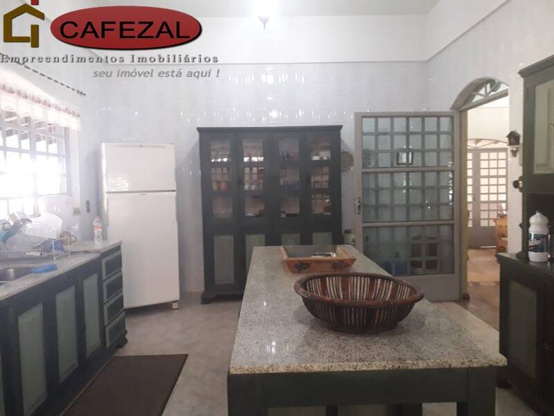 Casa, 5 quartos, 700 m² - Foto 35
