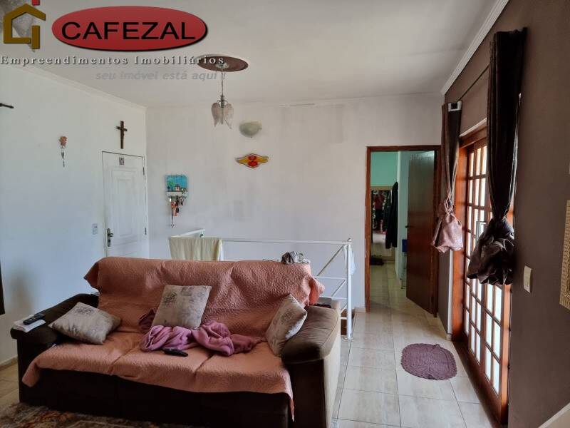 Casa, 3 quartos, 250 m² - Foto 9