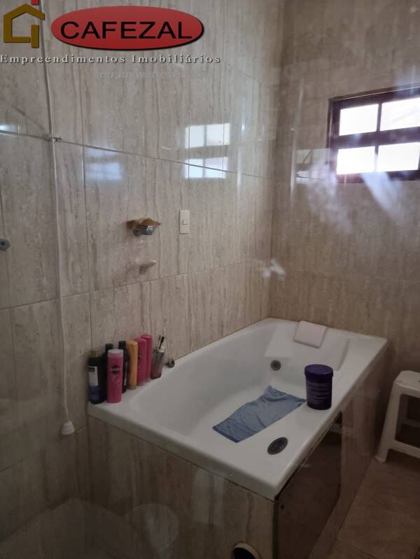 Casa, 3 quartos, 250 m² - Foto 12