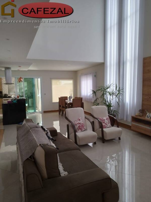Casa, 4 quartos, 230 m² - Foto 4