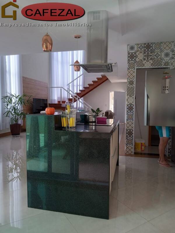 Casa, 4 quartos, 230 m² - Foto 7