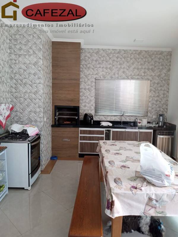 Casa, 4 quartos, 230 m² - Foto 8
