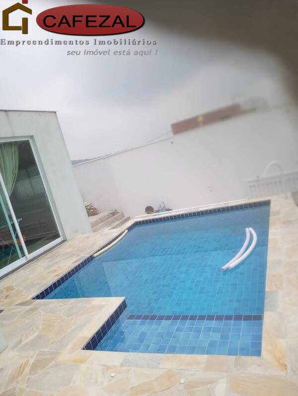 Casa, 4 quartos, 230 m² - Foto 11