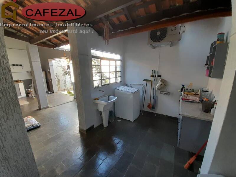 Casa, 3 quartos, 208 m² - Foto 9