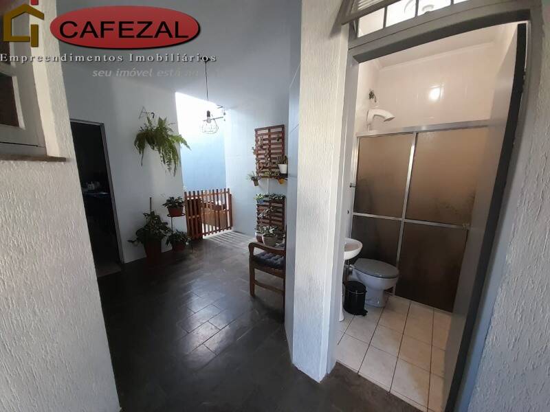 Casa, 3 quartos, 208 m² - Foto 25