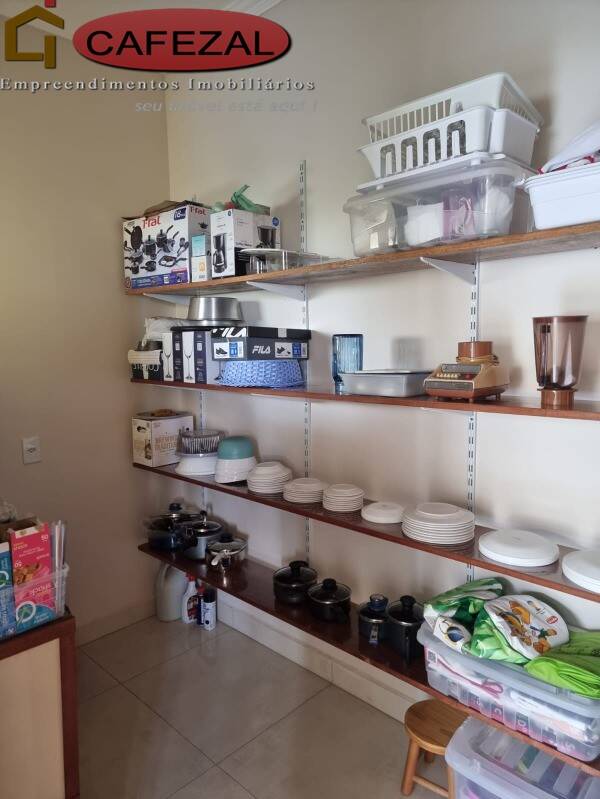 Casa, 3 quartos, 284 m² - Foto 23