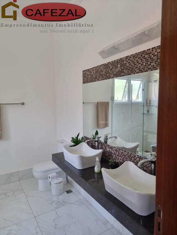 Casa, 3 quartos, 284 m² - Foto 36