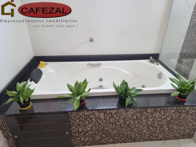 Casa, 3 quartos, 284 m² - Foto 39