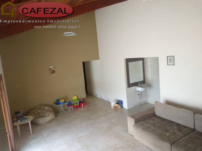 Casa, 3 quartos, 380 m² - Foto 4