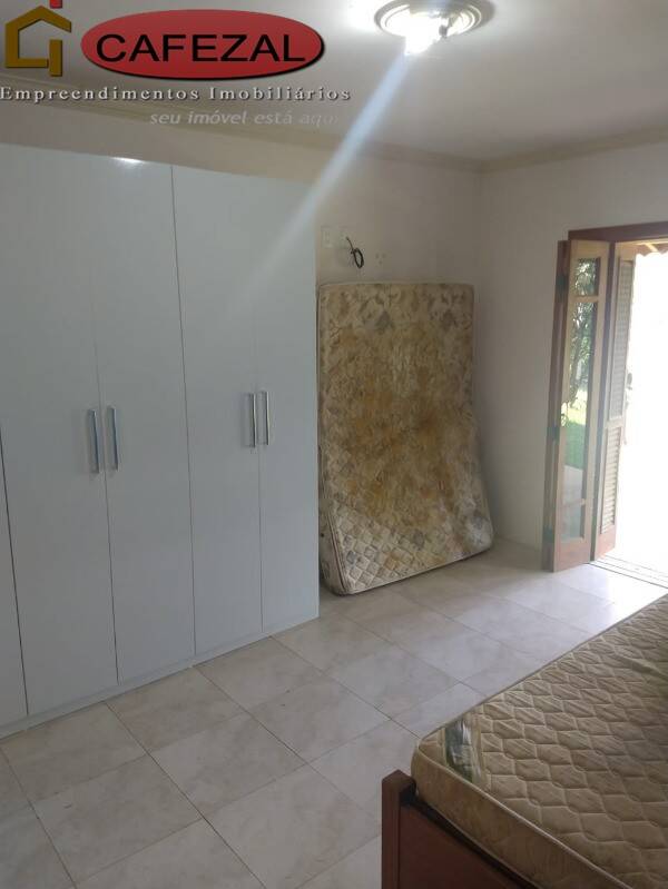 Casa, 3 quartos, 380 m² - Foto 17