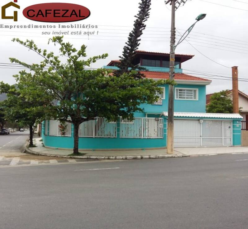 Sobrado, 3 quartos, 400 m² - Foto 1