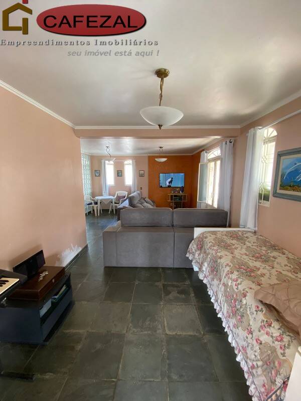 Casa, 3 quartos, 286 m² - Foto 6