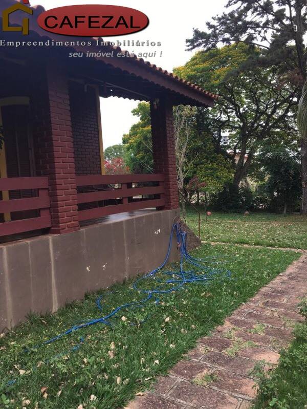 Casa, 3 quartos, 248 m² - Foto 3