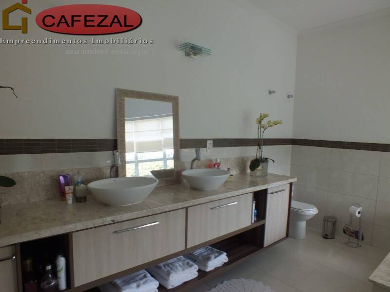 Casa, 4 quartos, 488 m² - Foto 55