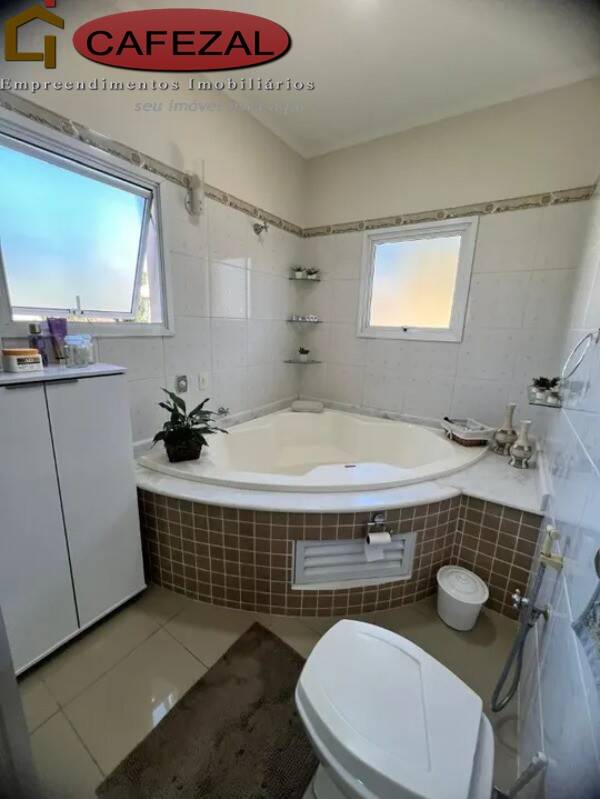 Casa, 4 quartos, 380 m² - Foto 13