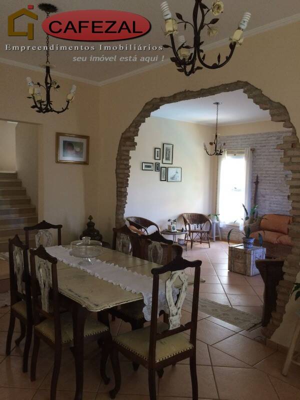 Casa, 3 quartos, 400 m² - Foto 2