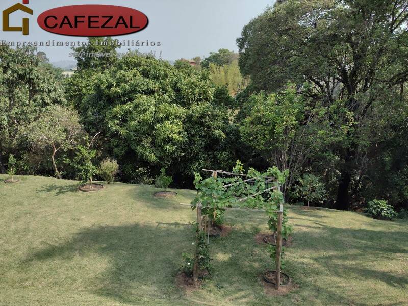 Casa, 4 quartos, 220 m² - Foto 31