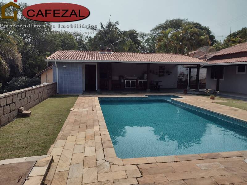 Casa, 4 quartos, 220 m² - Foto 13