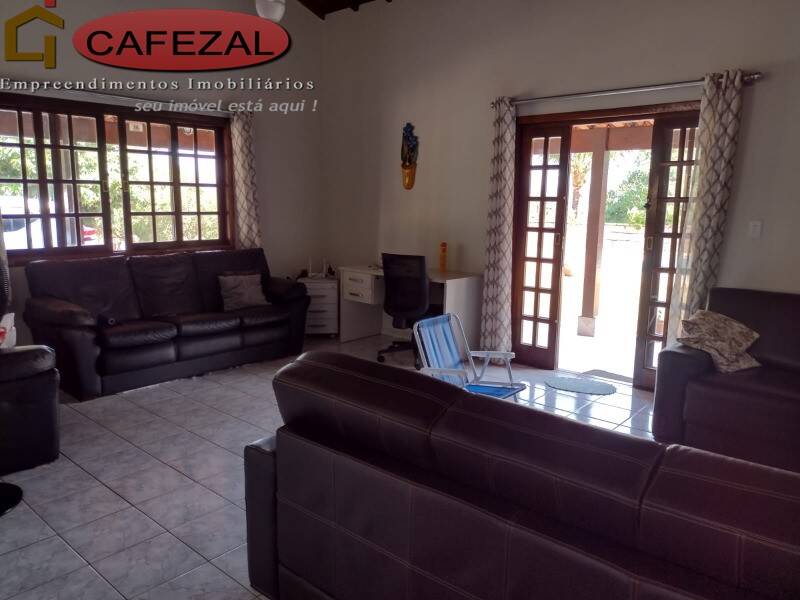 Casa, 4 quartos, 220 m² - Foto 14