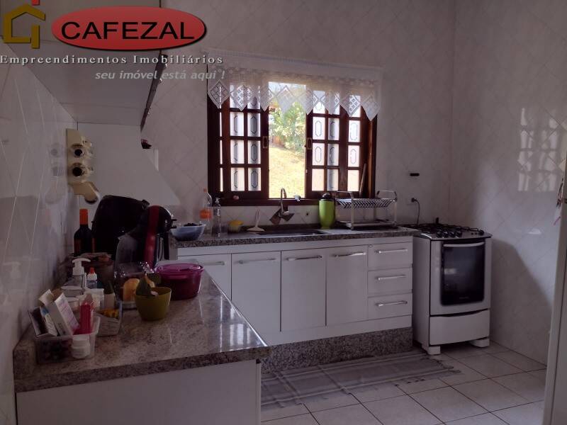 Casa, 4 quartos, 220 m² - Foto 21