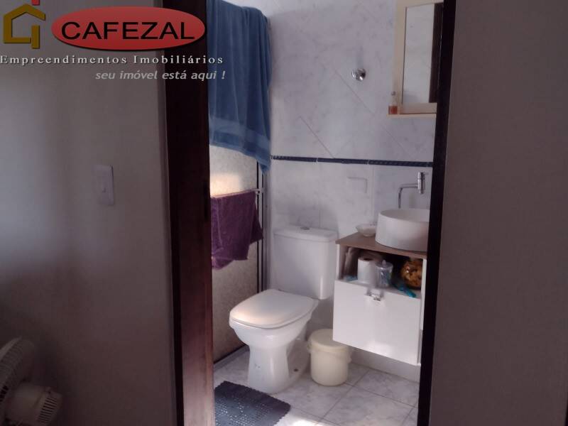 Casa, 4 quartos, 220 m² - Foto 24