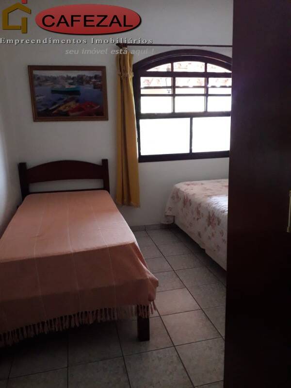 Casa, 4 quartos, 325 m² - Foto 34