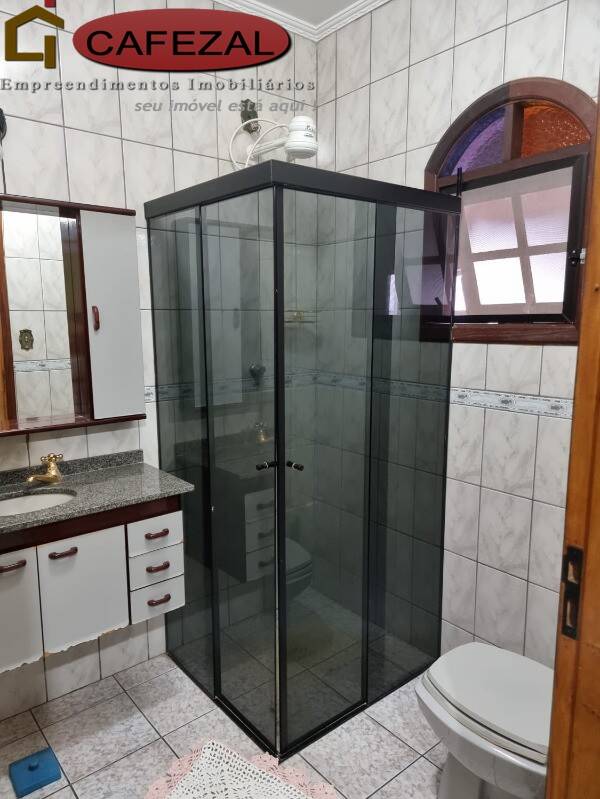 Casa, 4 quartos, 325 m² - Foto 35