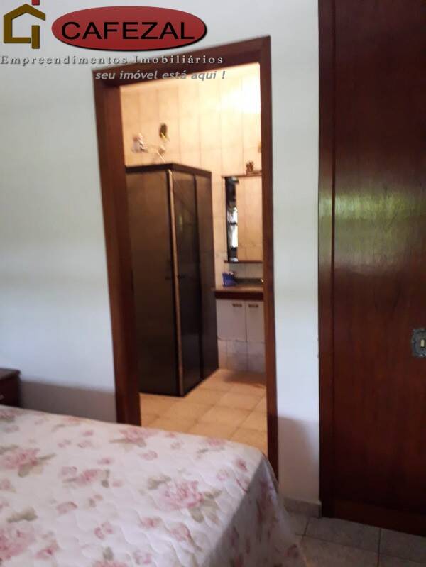 Casa, 4 quartos, 325 m² - Foto 41