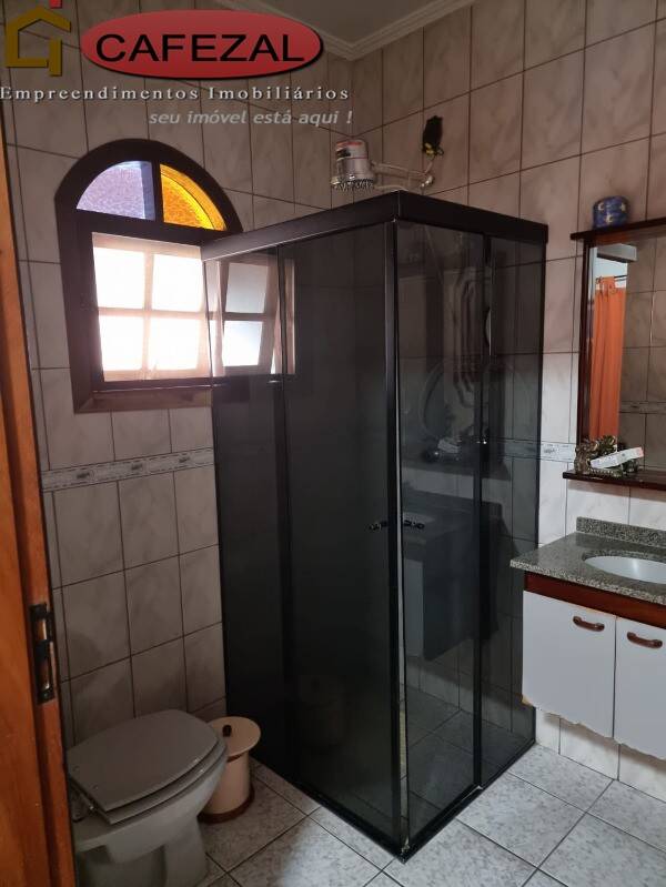 Casa, 4 quartos, 325 m² - Foto 43
