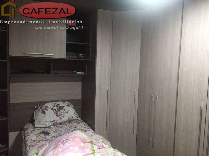 Casa, 3 quartos, 248 m² - Foto 15