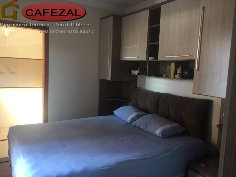 Casa, 3 quartos, 248 m² - Foto 17