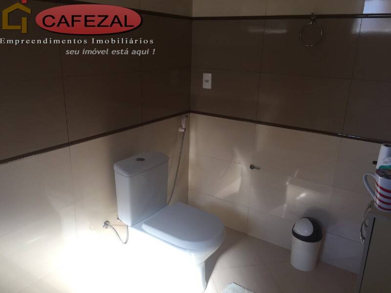 Casa, 3 quartos, 248 m² - Foto 21