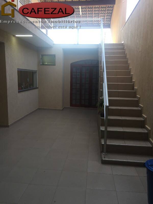 Casa, 3 quartos, 248 m² - Foto 24