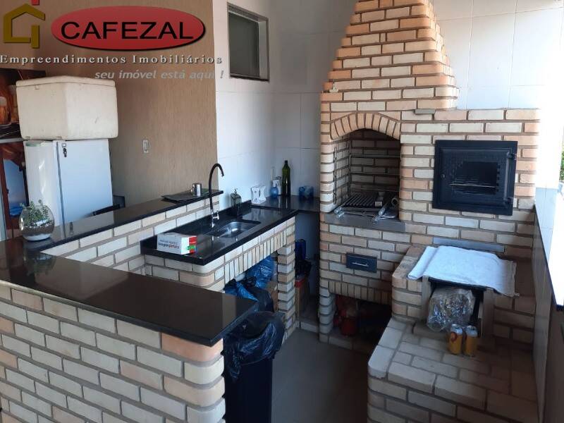 Casa, 3 quartos, 248 m² - Foto 26