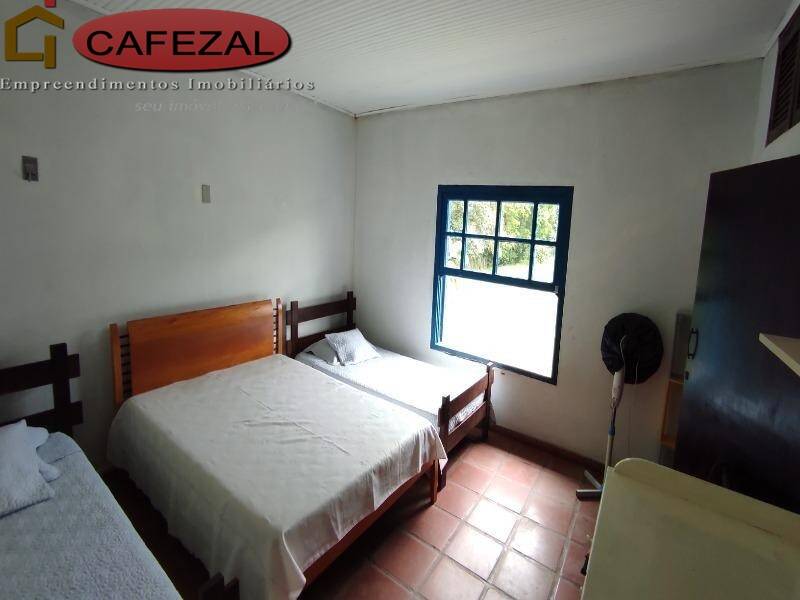 Casa, 3 quartos, 329 m² - Foto 18