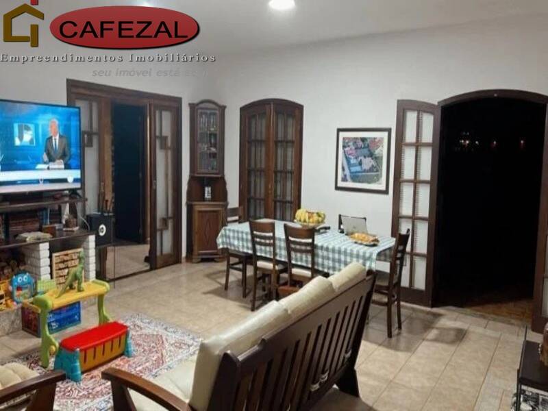 Casa, 3 quartos, 220 m² - Foto 9