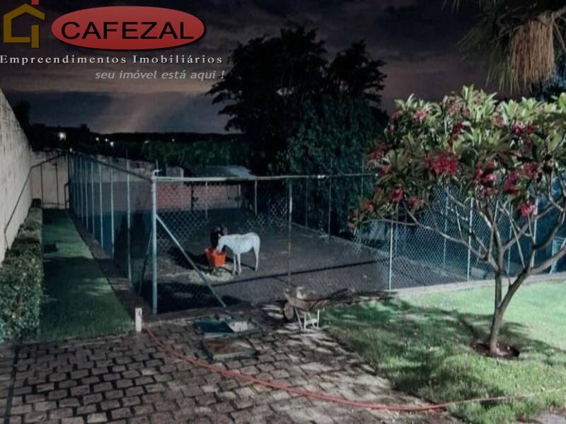 Casa, 3 quartos, 220 m² - Foto 33