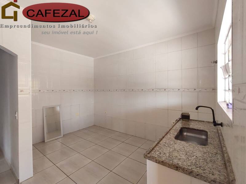 Casa, 3 quartos, 256 m² - Foto 29