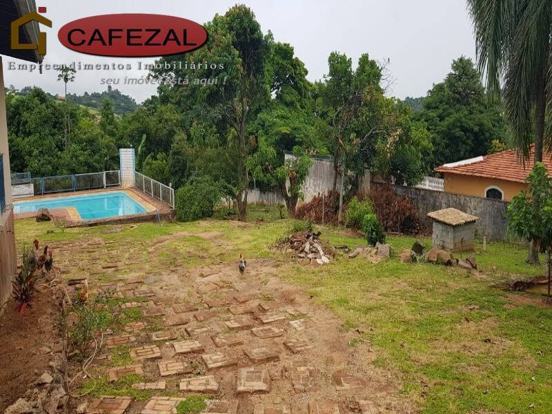 Casa, 4 quartos, 370 m² - Foto 1