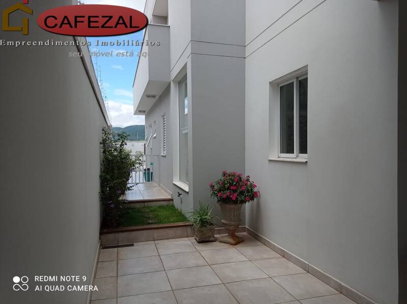 Sobrado, 4 quartos, 349 m² - Foto 9