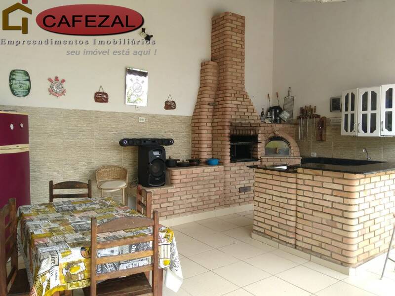 Casa, 6 quartos, 250 m² - Foto 9
