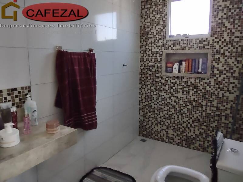 Casa, 5 quartos, 230 m² - Foto 11